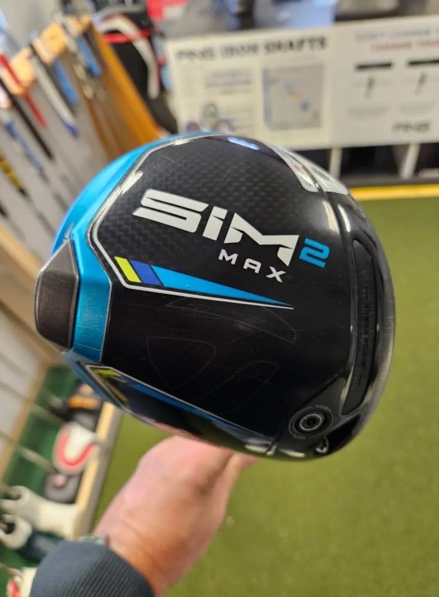 Taylormade Sim2 Max Driver - Image 1