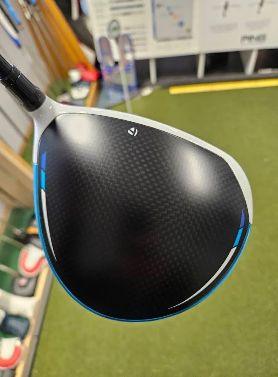 Taylormade Sim2 Max Driver - Image 3