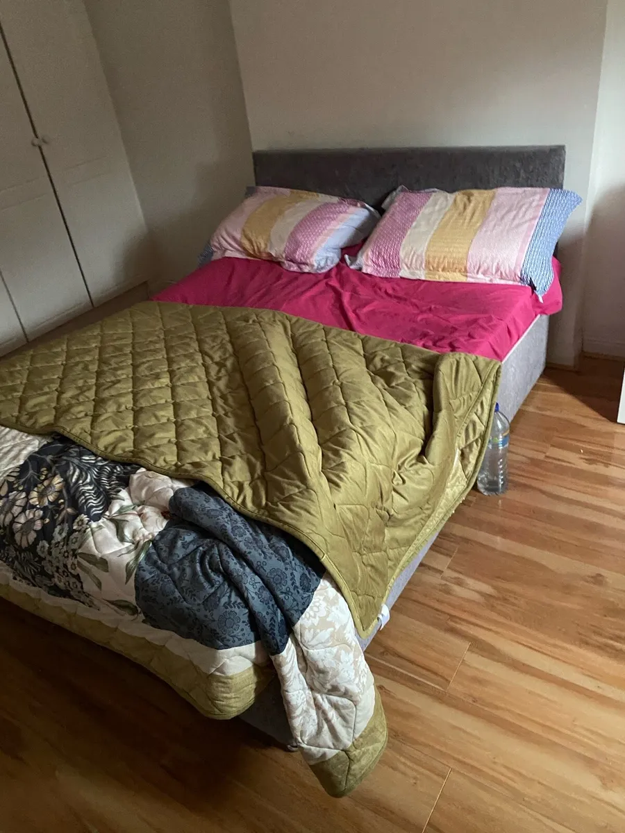 Double bed and mattress - Image 1