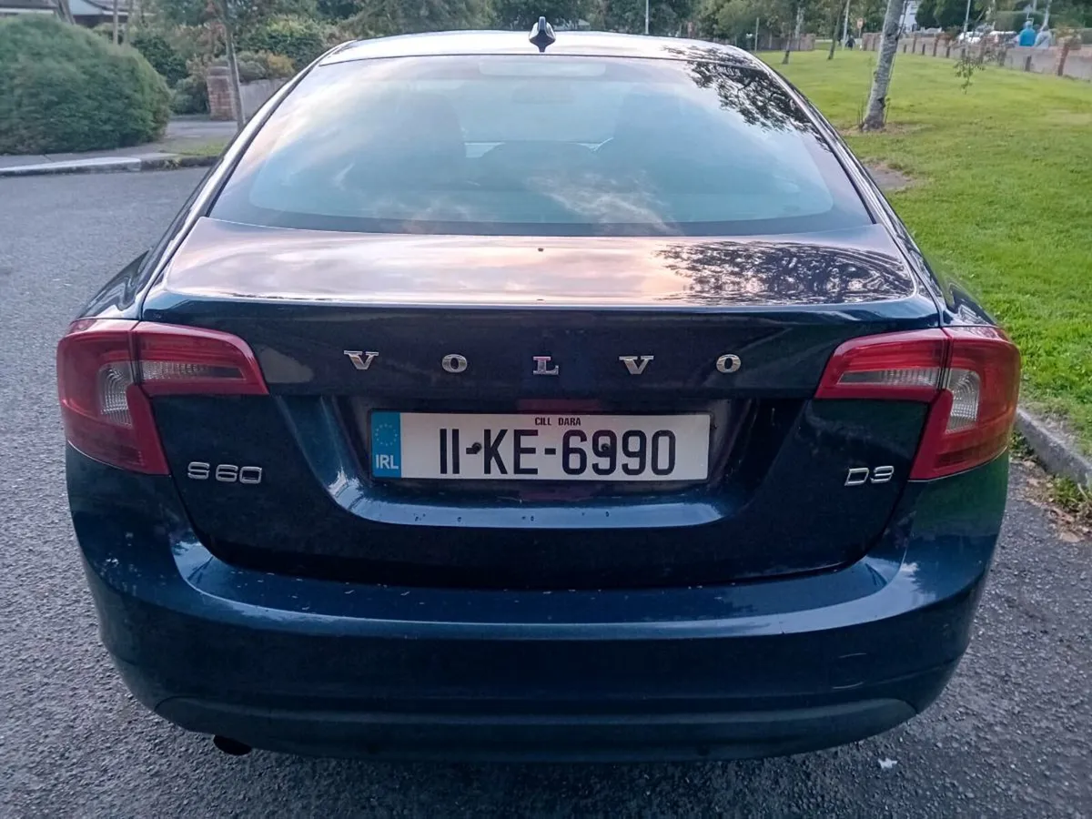 Car - Image 2