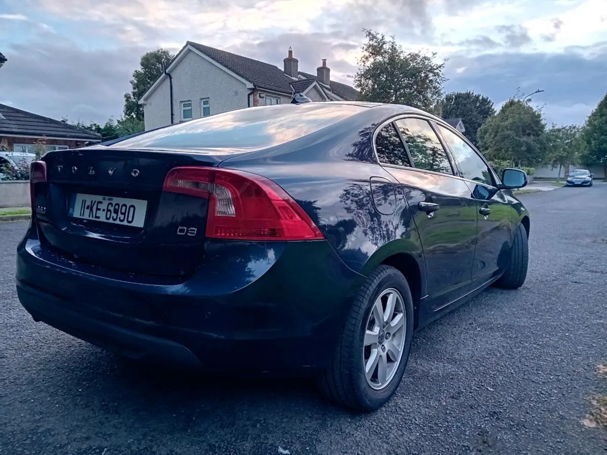 Car - Image 3