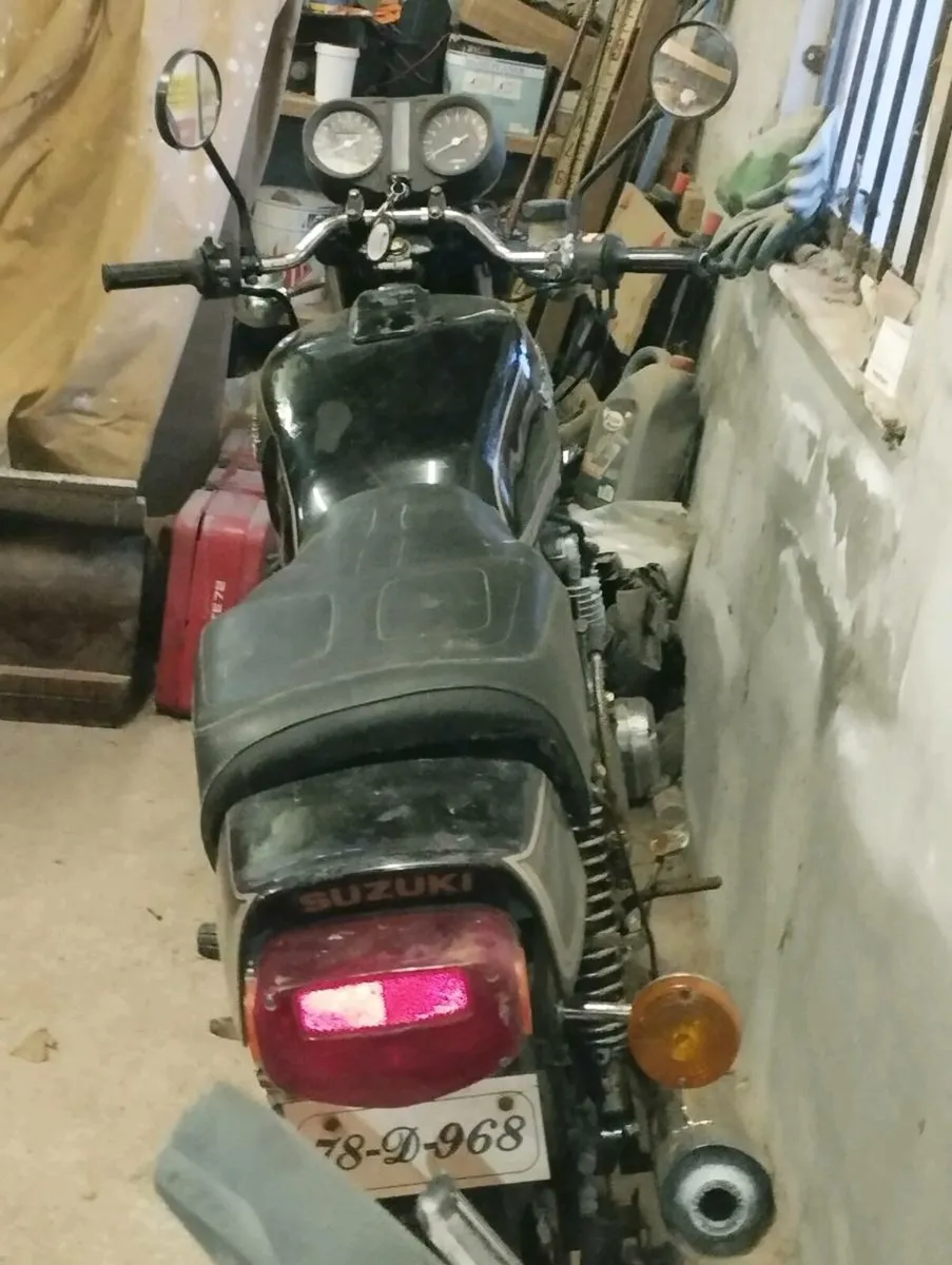 Vintage motorbike - Image 4