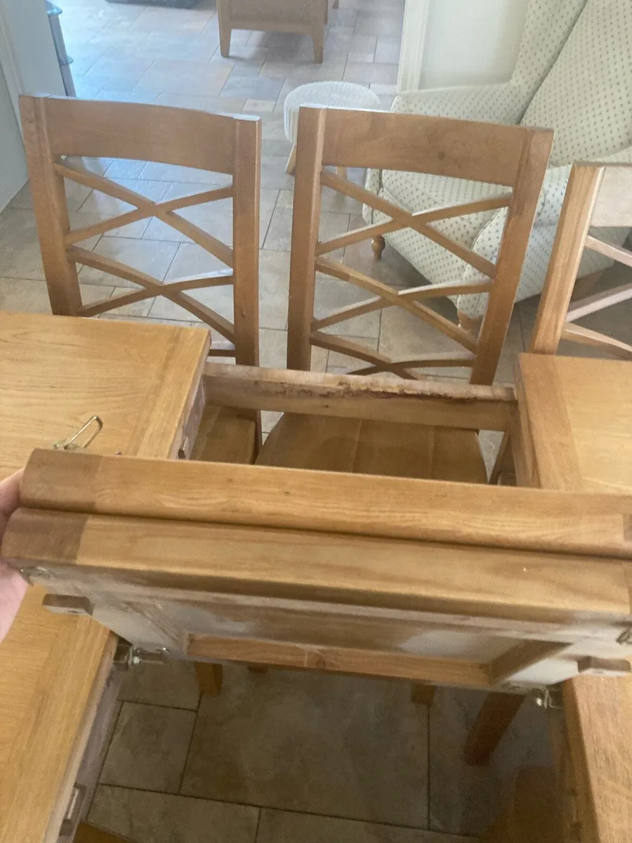 Table and Chairs - Image 3