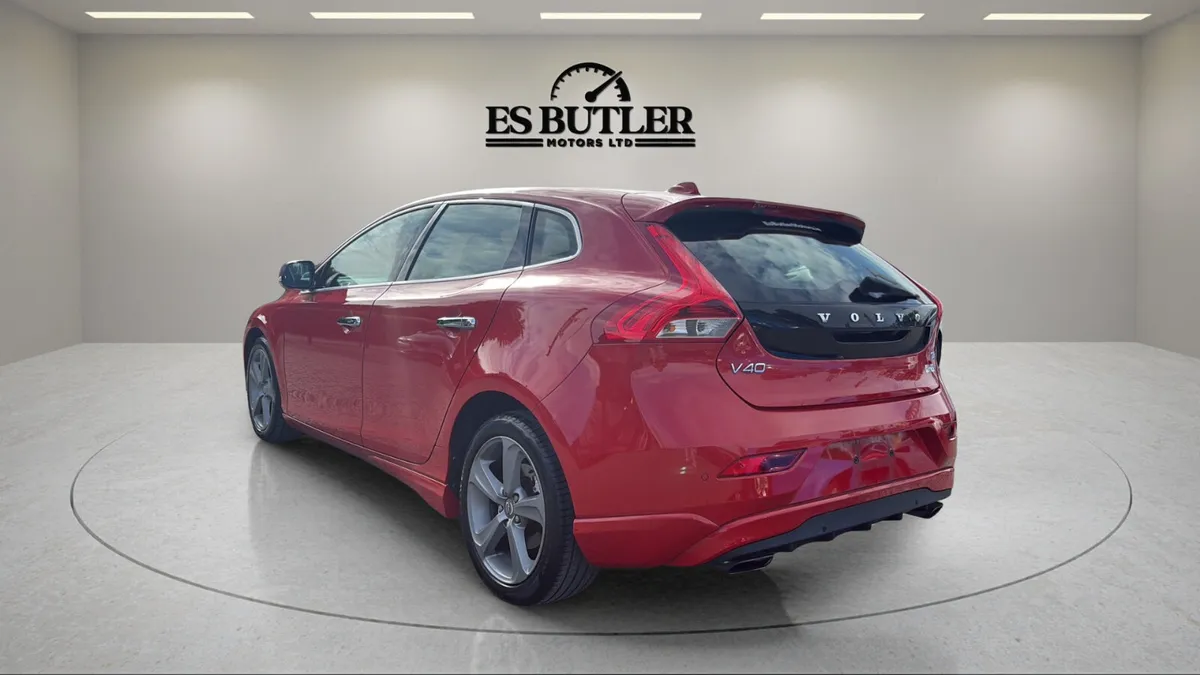 2015 Volvo V40 1.6L AUTO T4 12 MONTHS WARRANTY - Image 3