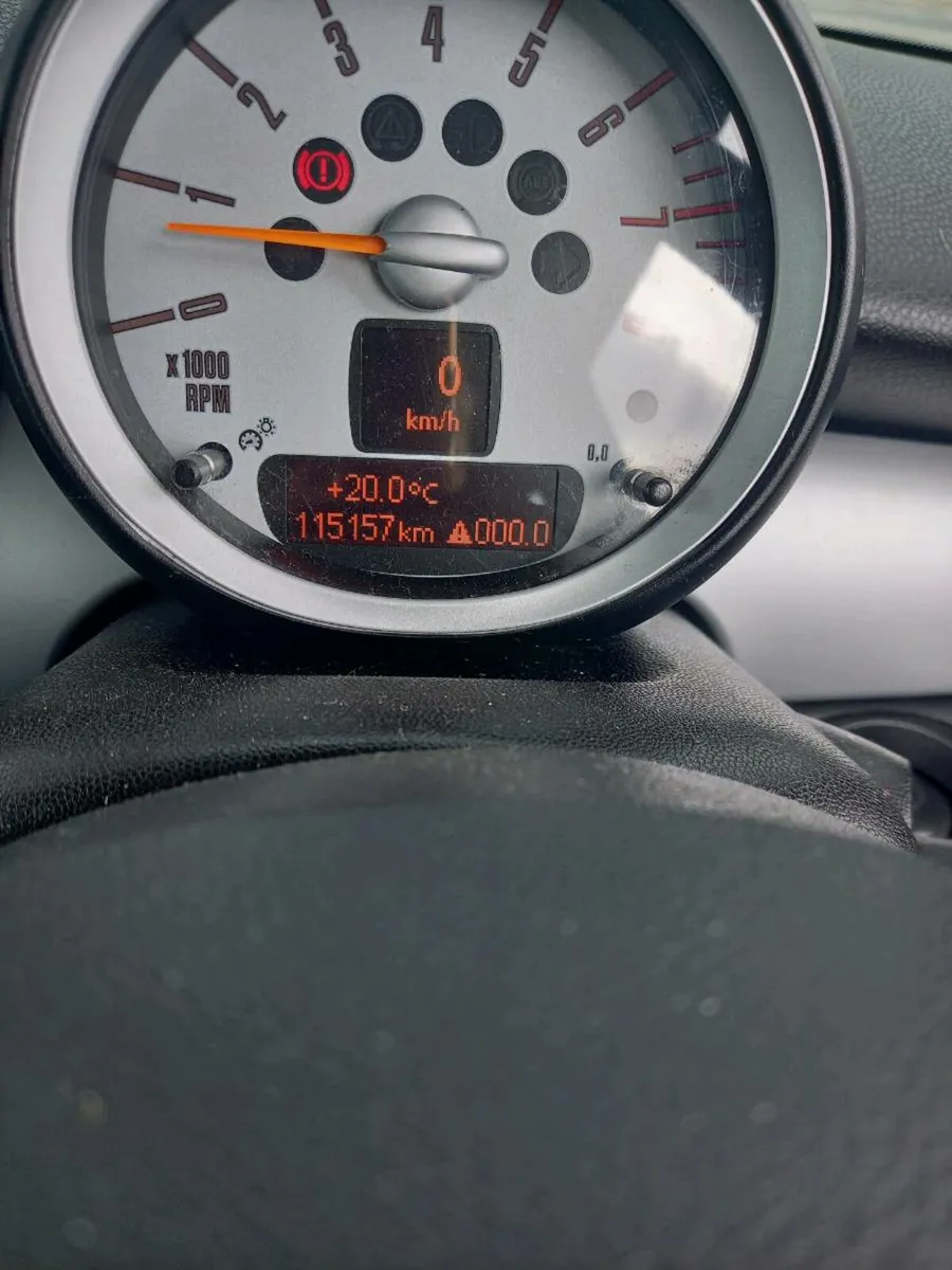 Car - Image 4