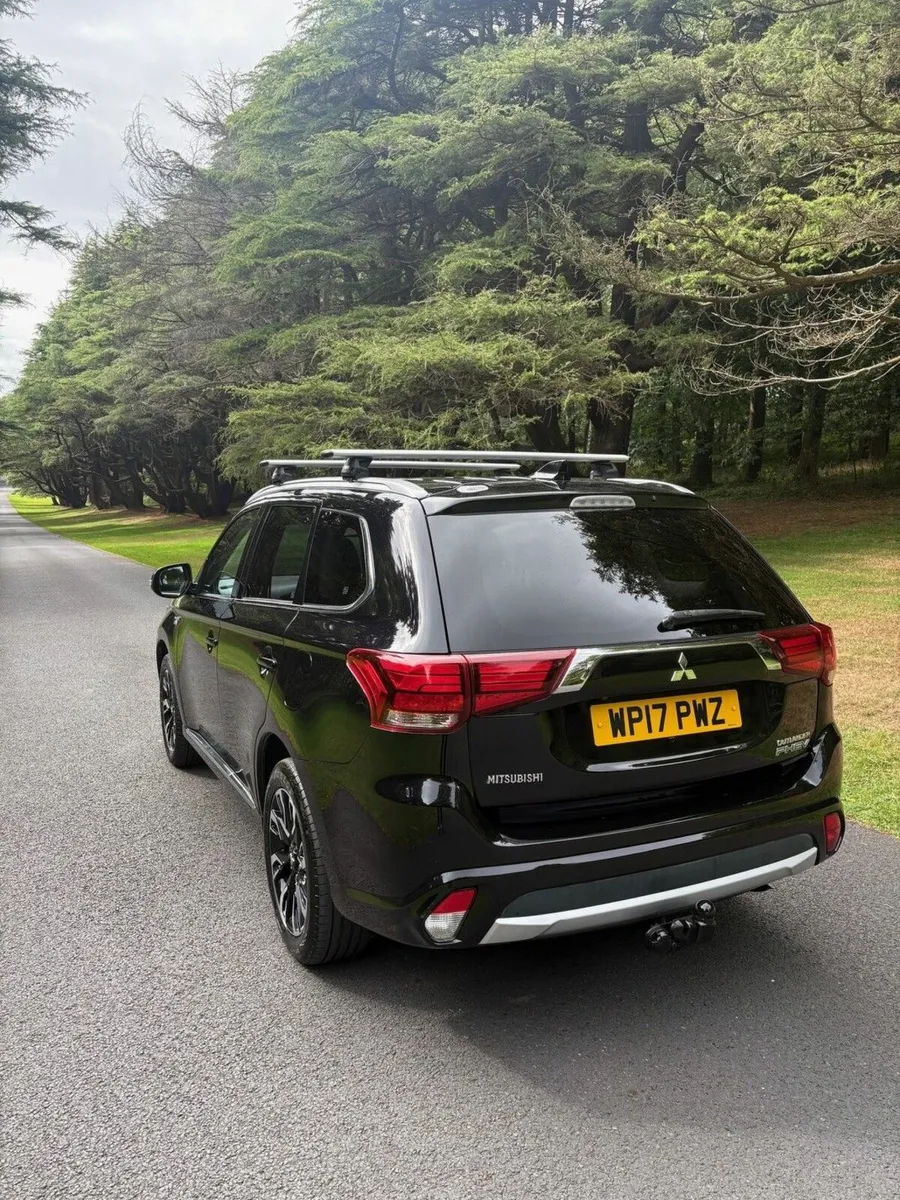Mitsubishi Outlander 2017 - Image 3