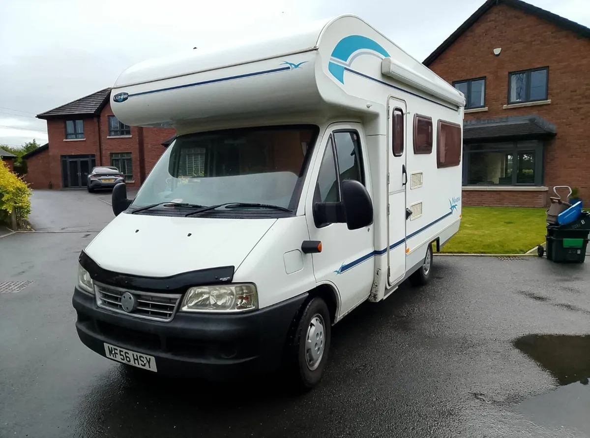 2006 camper. 4 berth. Can drive on car license. - Image 2