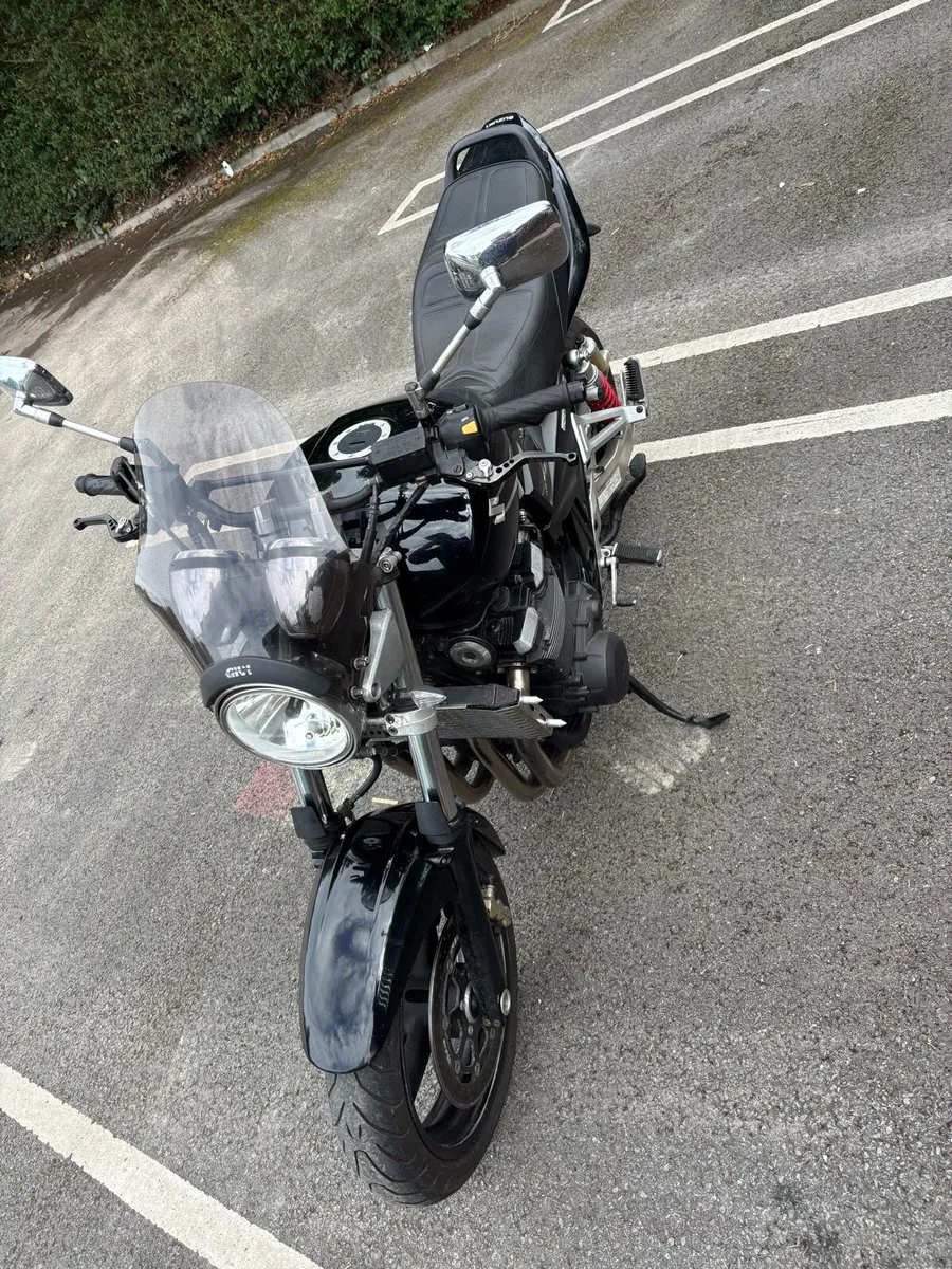 Suzuki GSX 1400 - Image 2