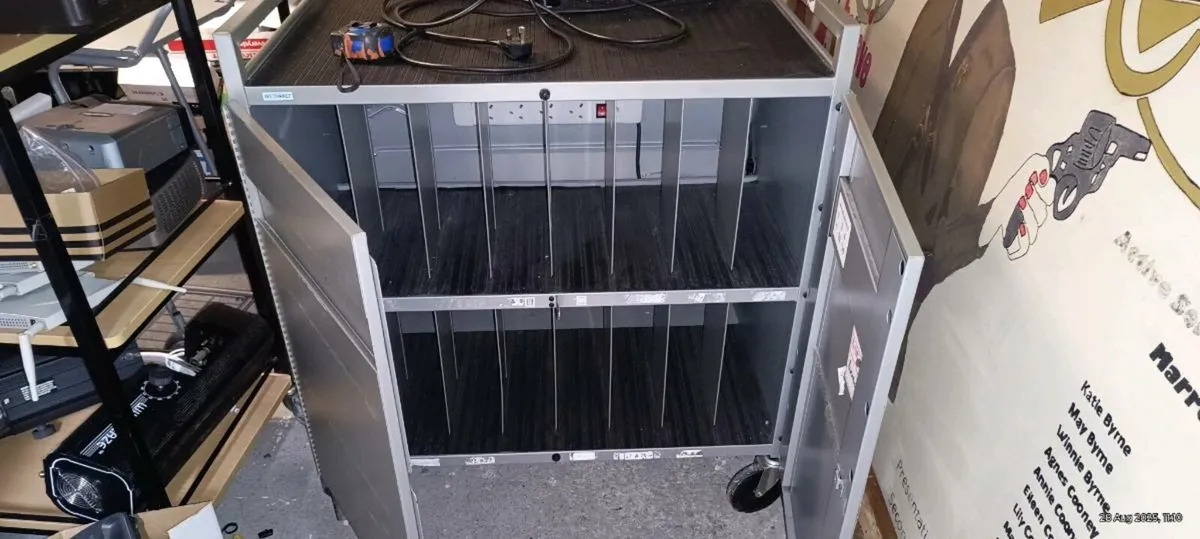 Mobile Charging station - Image 2
