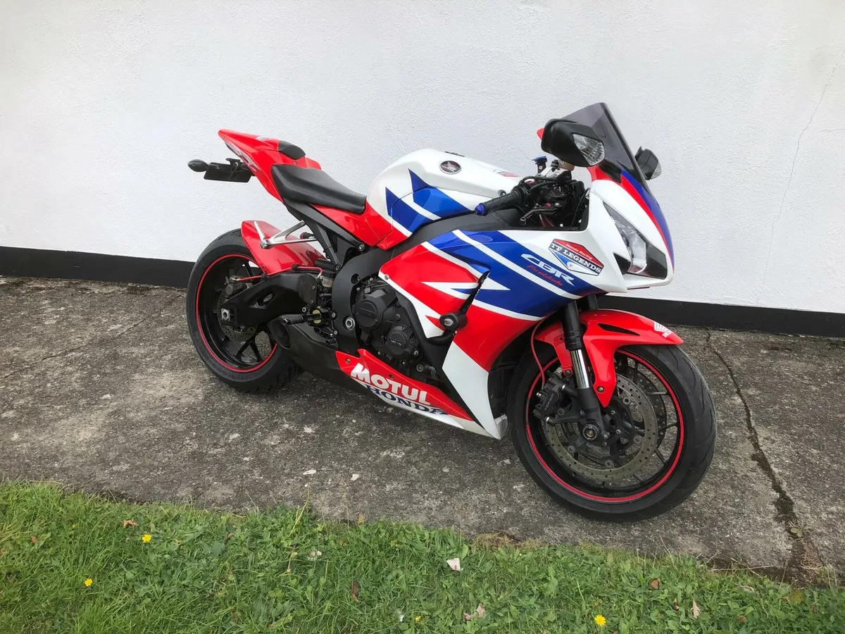 Honda fireblade 1000cc - Image 2
