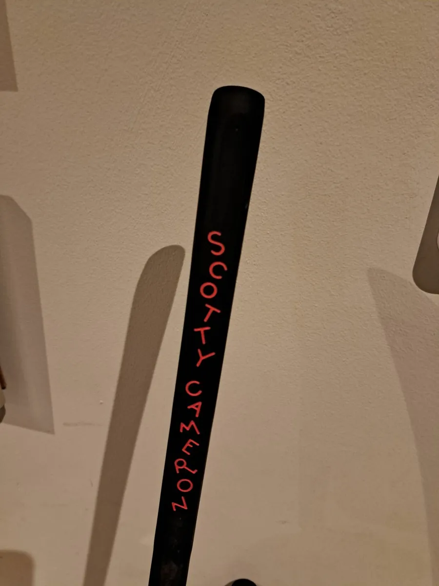 Scotty Cameron red x putter - Image 3