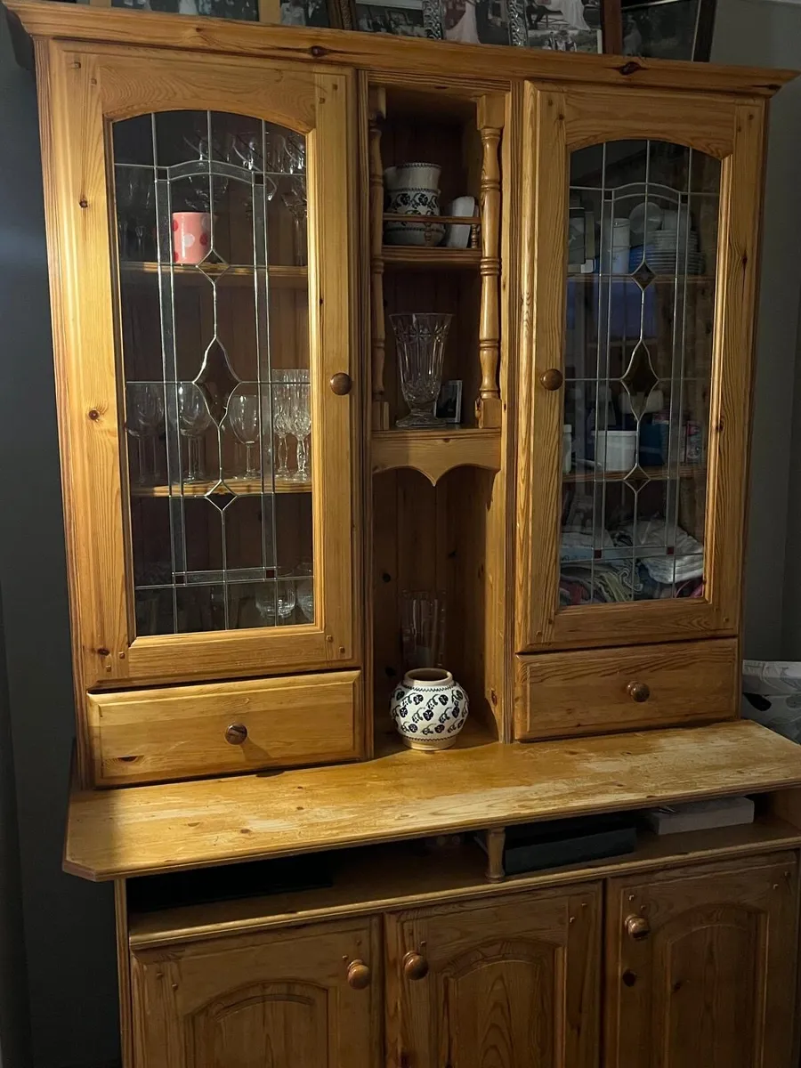 Dresser - Image 2