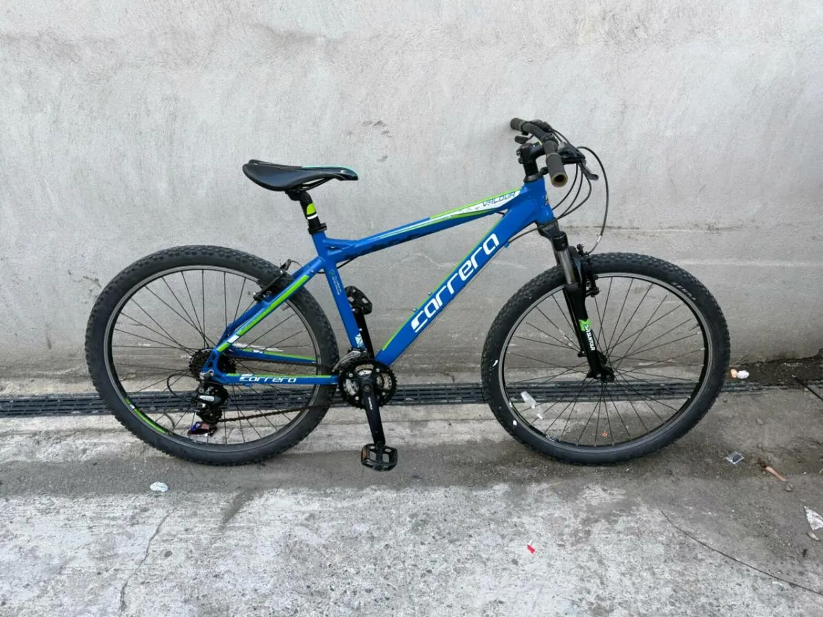 Carrera Valour Mountain Bike