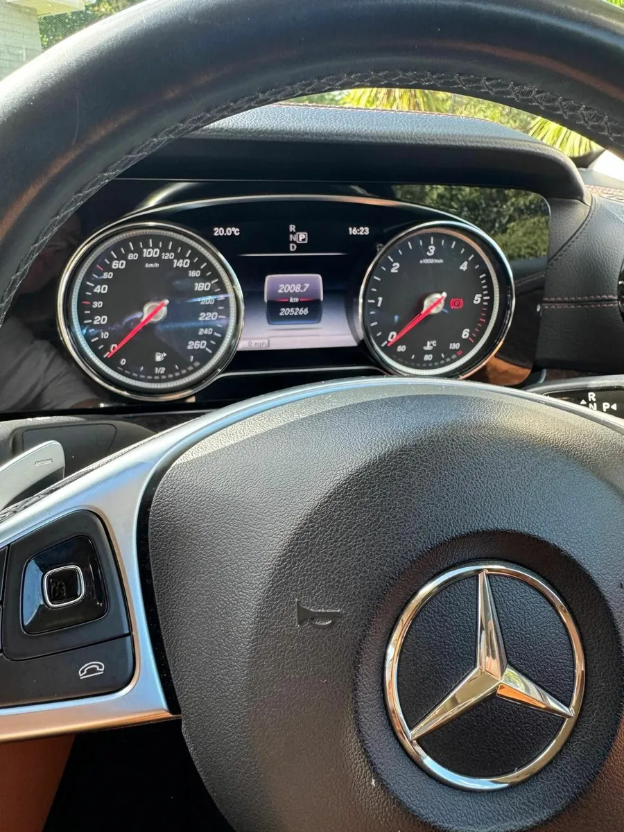 Mercedes  Benz  E220 D AMG - Image 2
