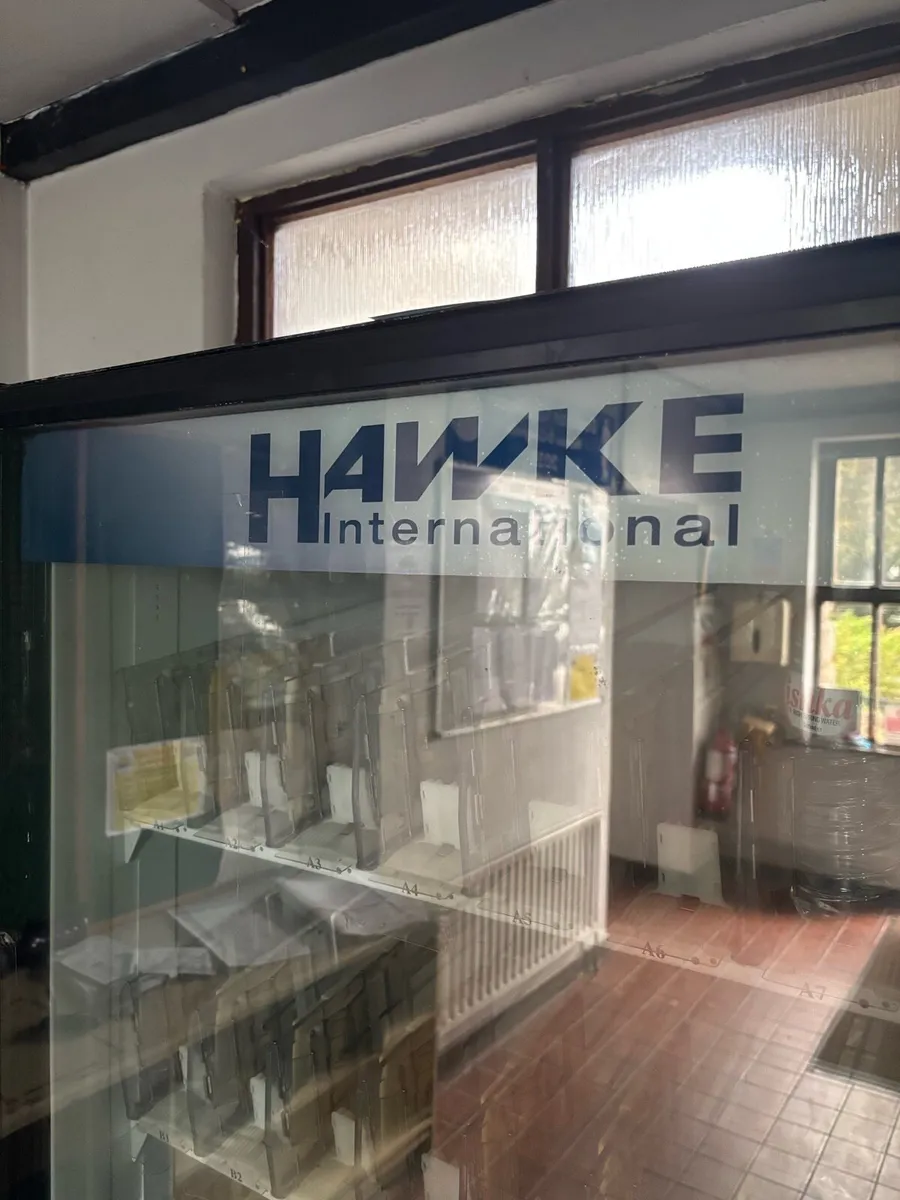 Hawke vending machine - Image 3