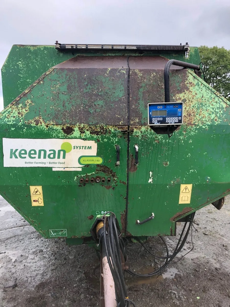 Feeder Wagon - Image 1