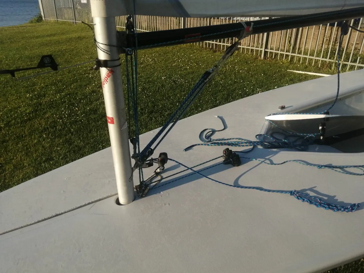 Laser sailing dinghy - Image 3