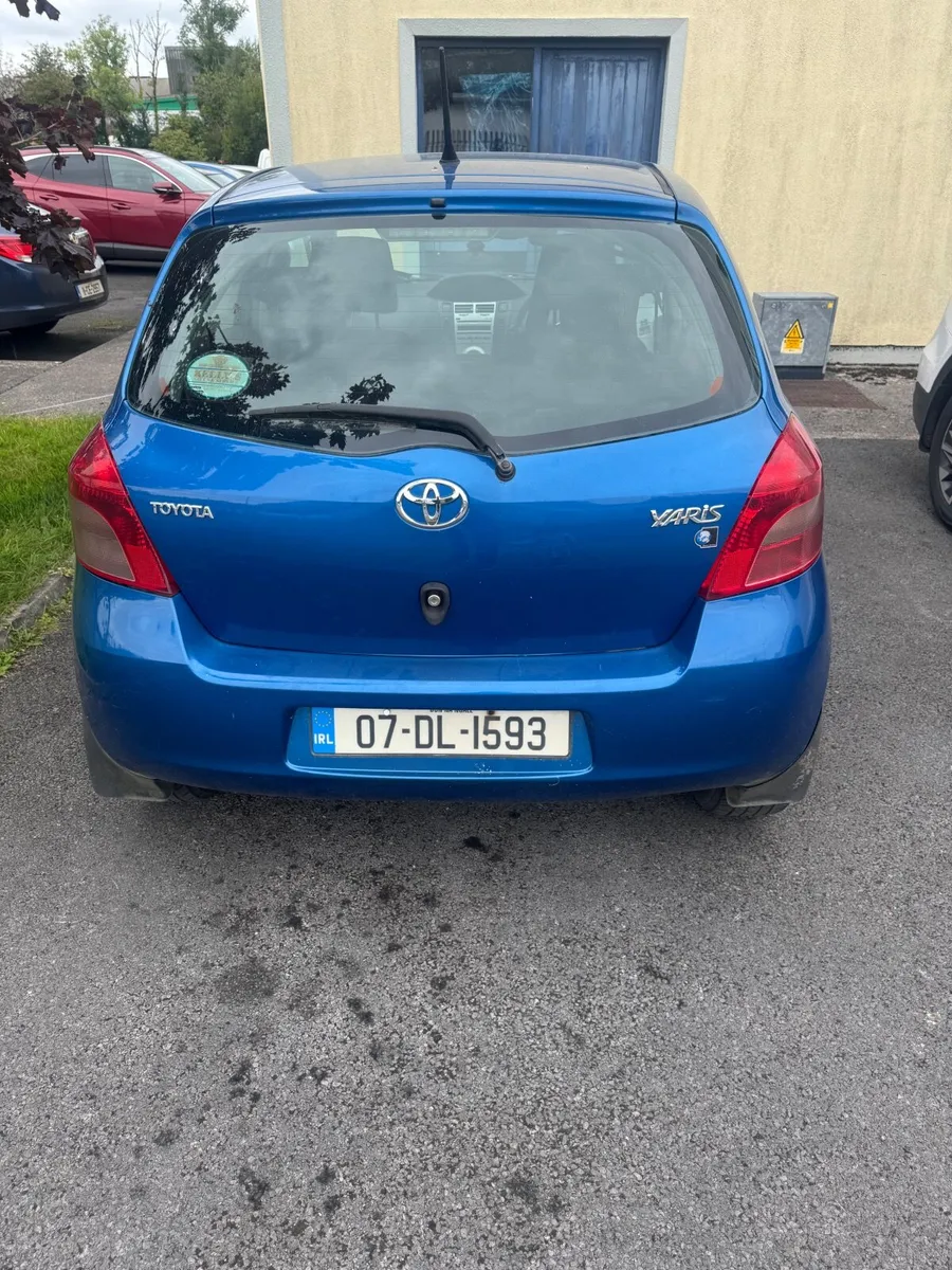 Toyota Yaris 2006 - Image 1