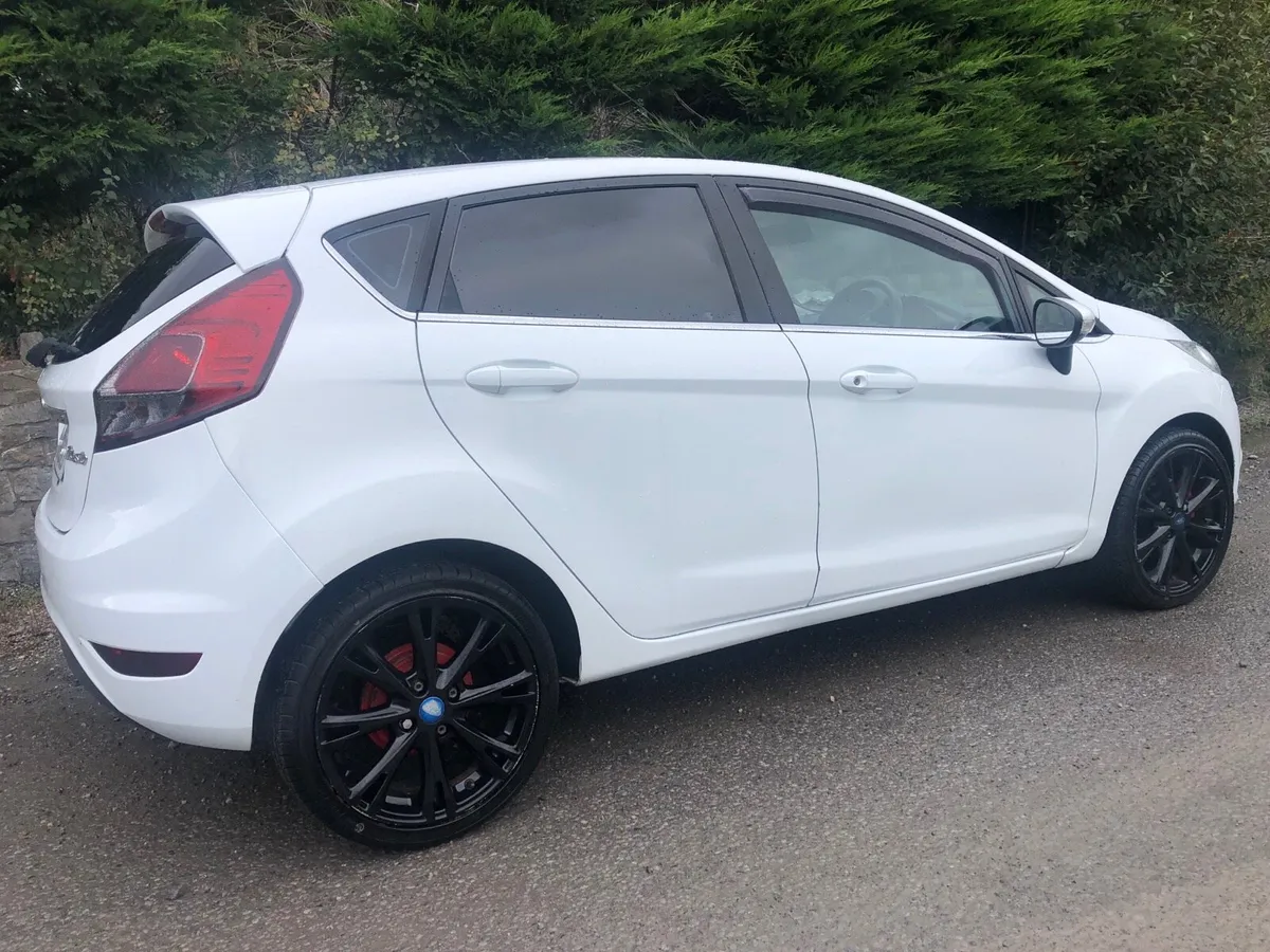 FORD FIESTA LIMITED ITS AS NEW AND NEW NCT - Image 2