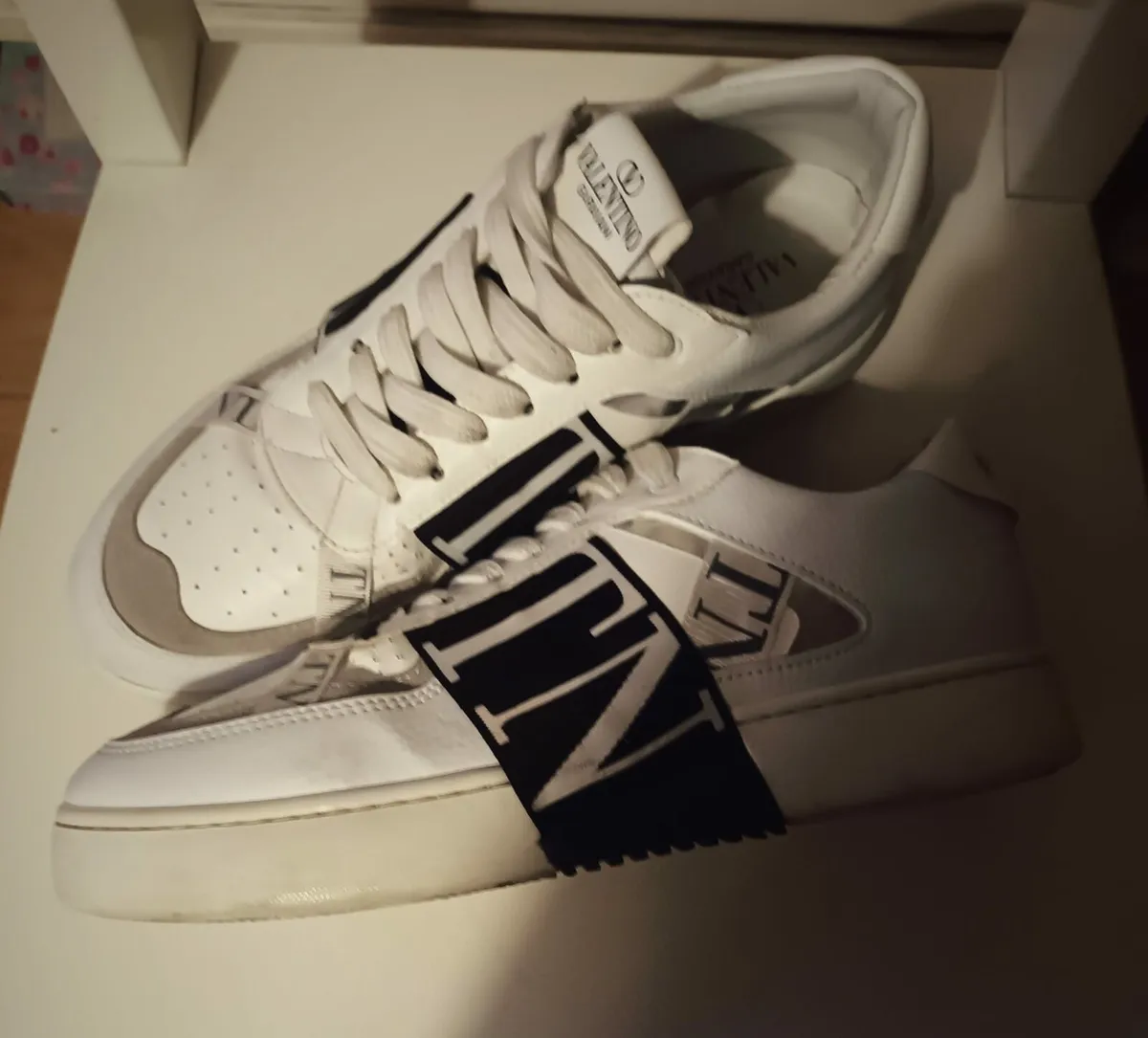 VALENTINO - Image 3