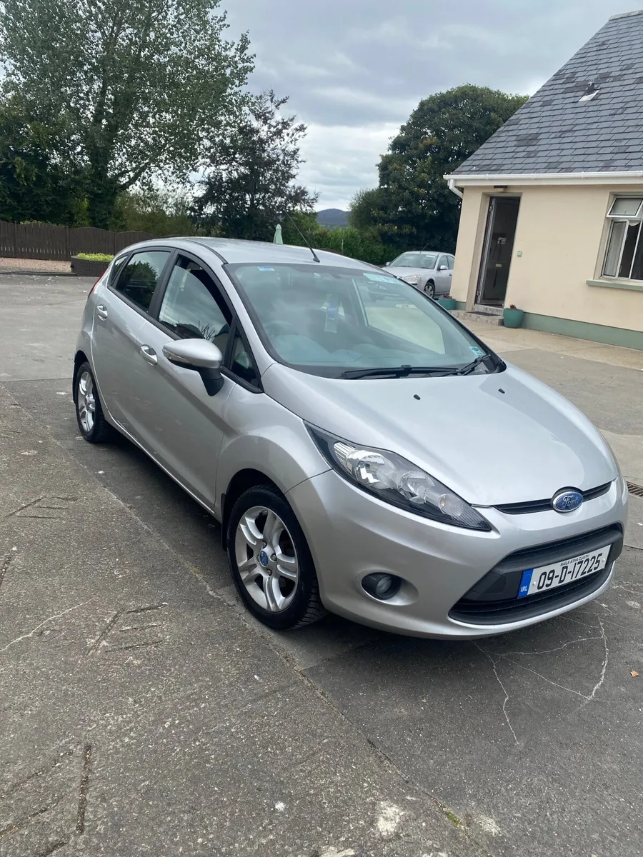 Ford Fiesta 2009 - Image 1