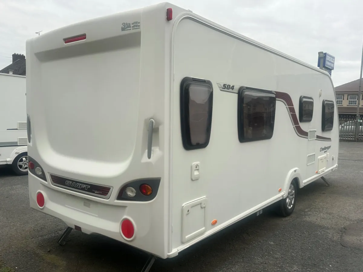 🚨 2015 Island Bed Swift Challenger🚨 - Image 2