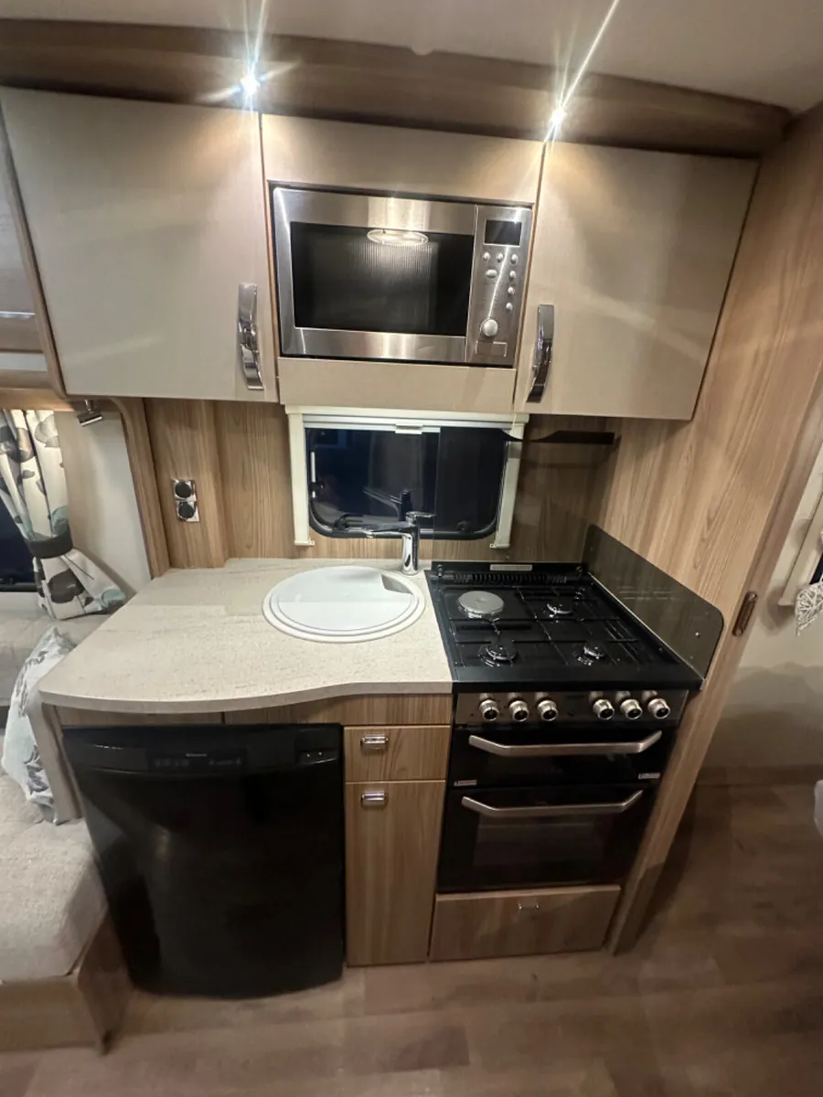 🚨 2015 Island Bed Swift Challenger🚨 - Image 4