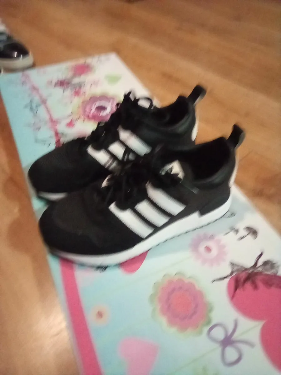 Adidas Mens shoes brand new - Image 1