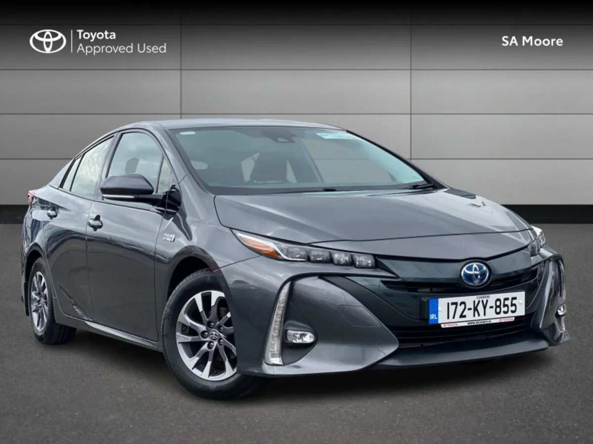 Toyota Prius PLUG IN HYBRID with LEATHER - Image 1