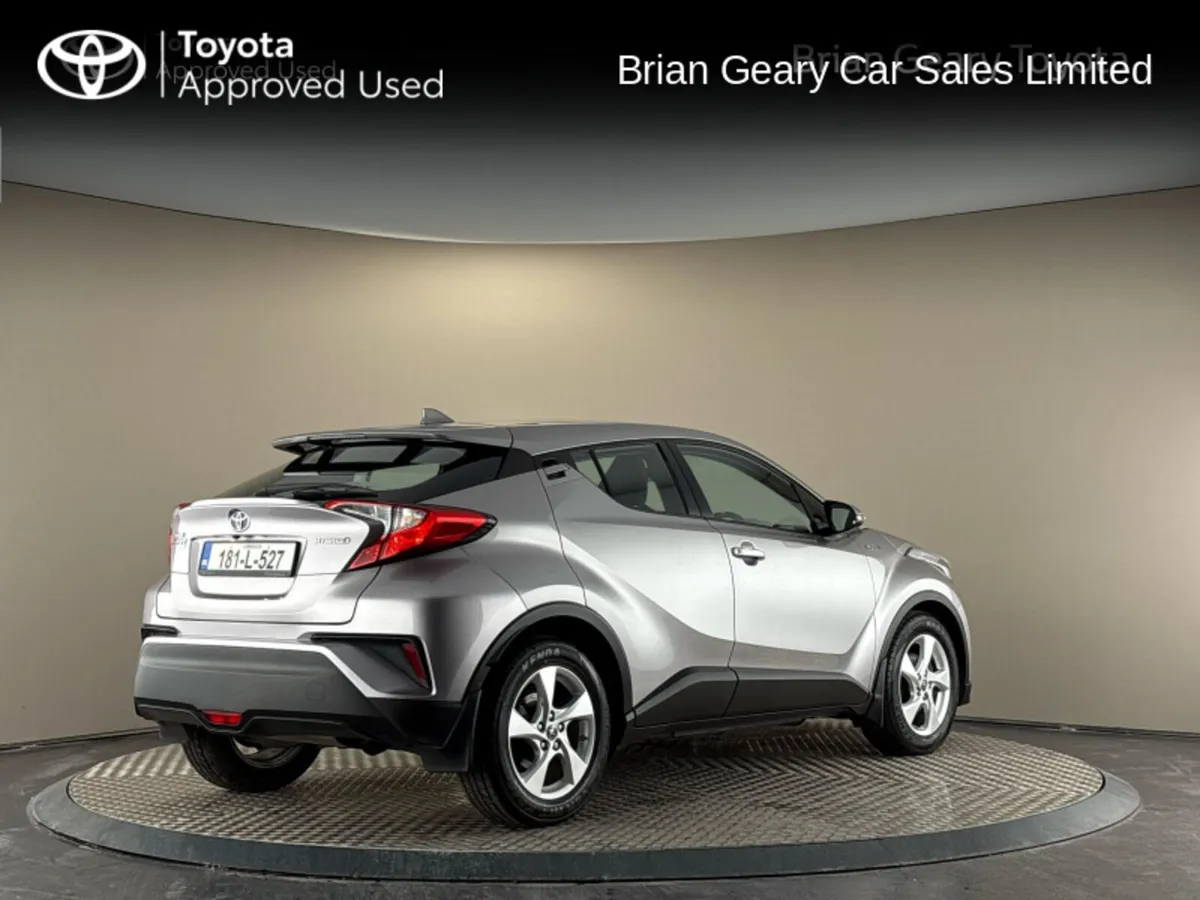 Toyota C-HR HYBRID LUNA - Image 2