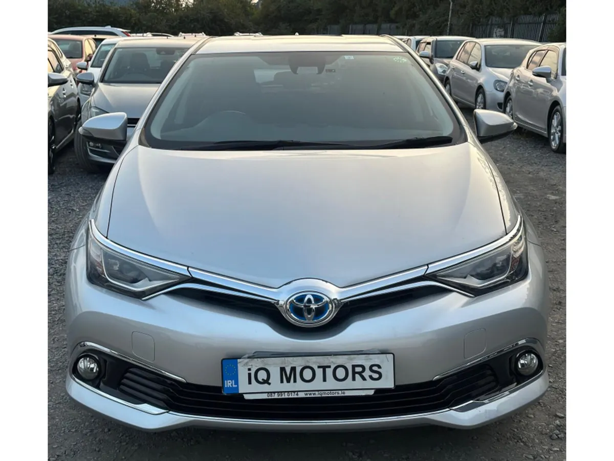 Toyota Auris 1.8 Automatic Petrol Hybrid (5696) - Image 2