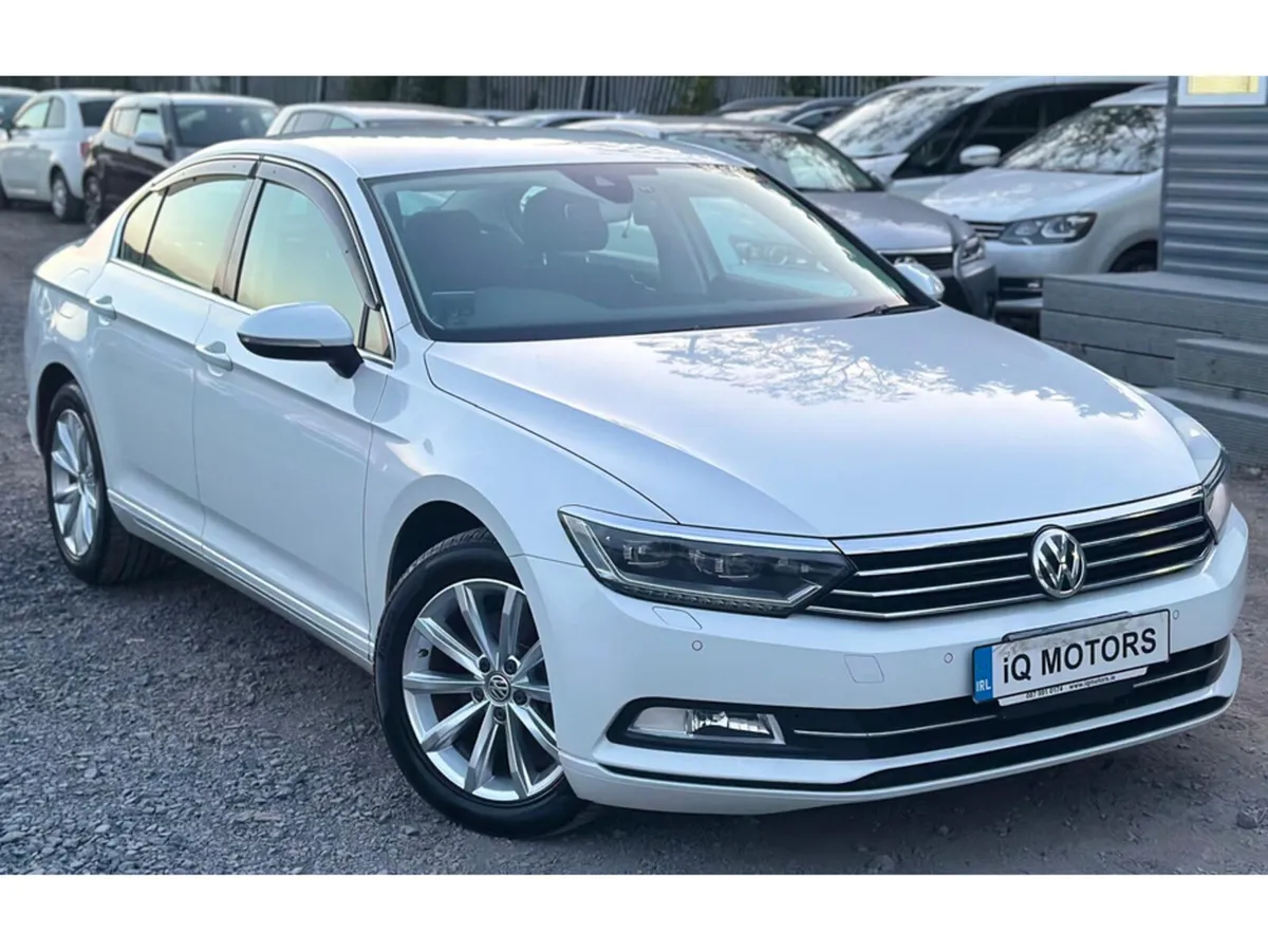 Volkswagen Passat AUTOMATIC 1.4 PETROL FRESH IMPOR - Image 1