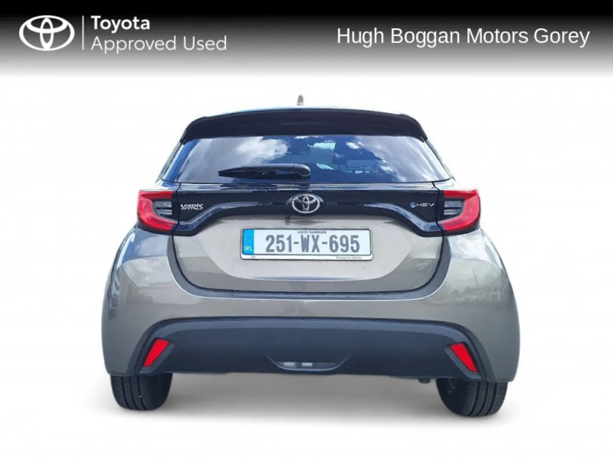 Toyota Yaris Yaris Hybrid 115 L-SPORT - Image 4