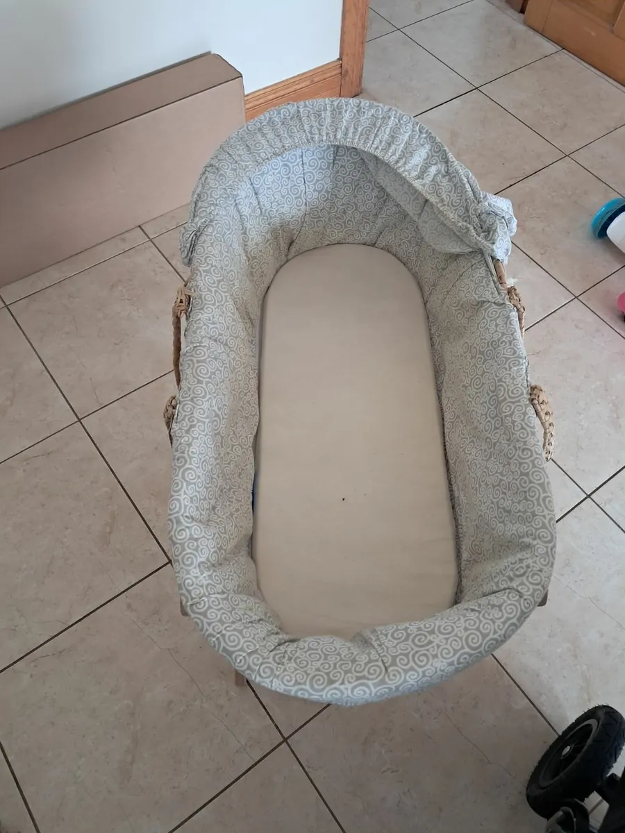Moses basket - Image 2