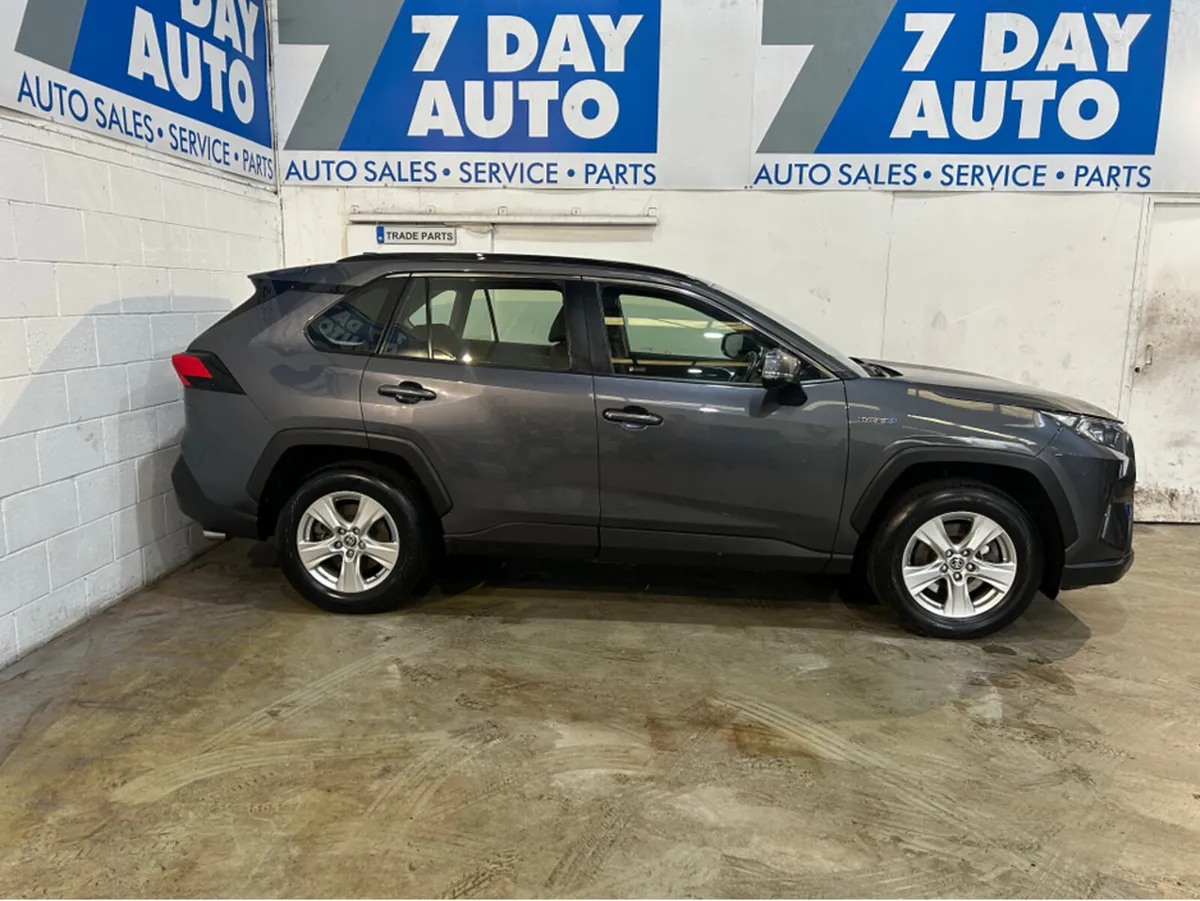 Toyota RAV4 RAV4 HYBRID LUNA - Image 3