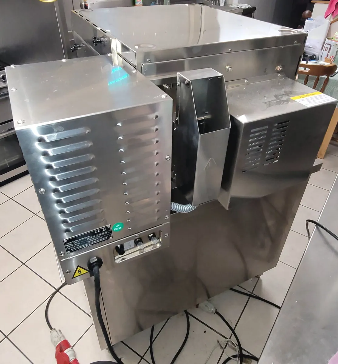 Banks CPZ16 Conveyor Pizza Oven - Image 2