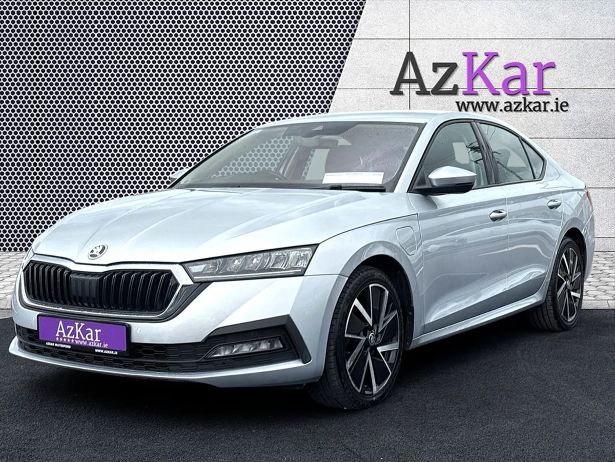 Skoda Octavia 2021 SE TECH IV 1.4 TSI PHEV 201BHP - Image 3