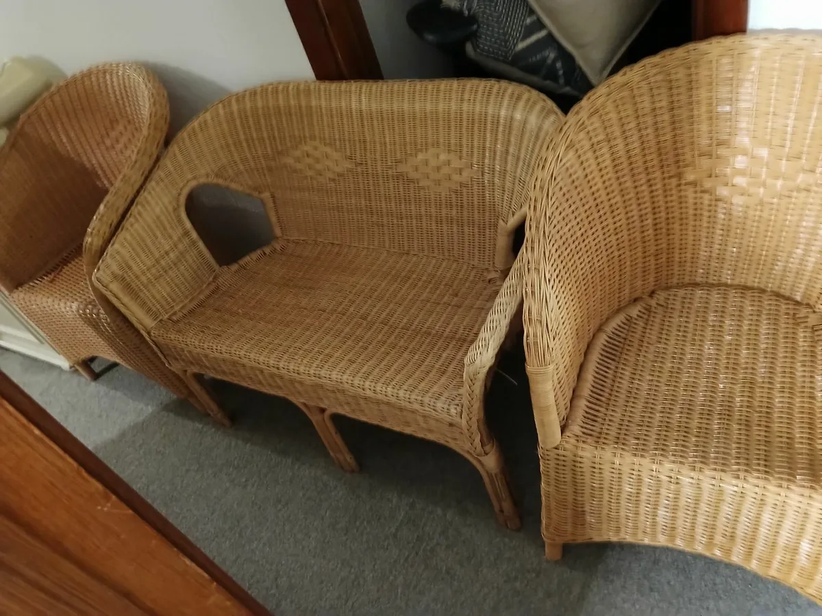Patio  cane seating lot of...(3)...delivered - Image 3