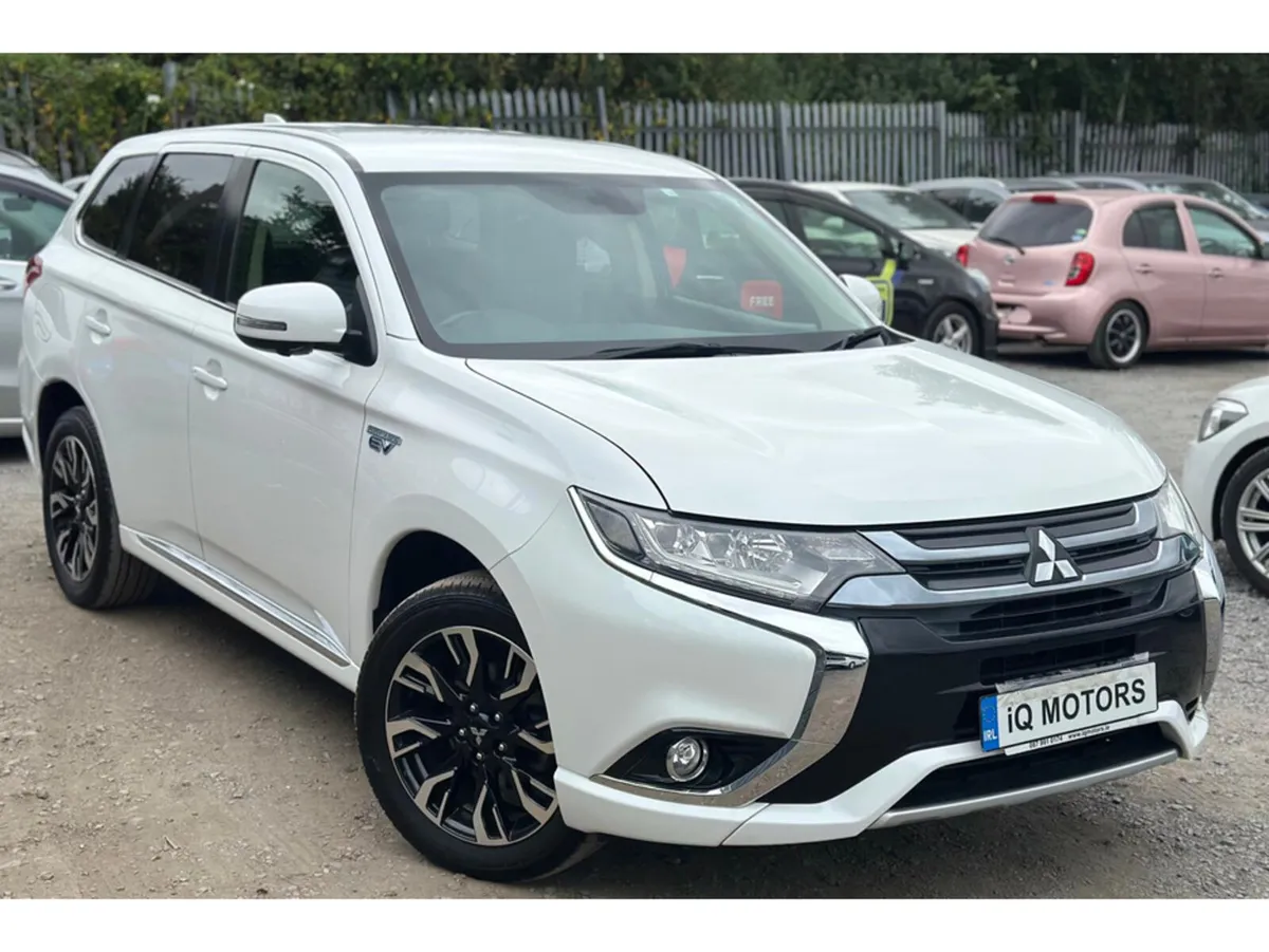 Mitsubishi Outlander Automatic 2.0  petrol plug in - Image 1