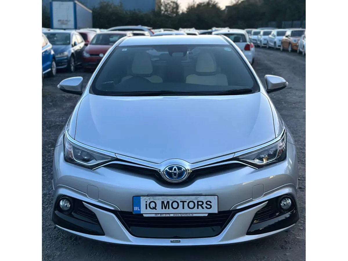 Toyota Auris 1.8 Automatic petrol hybrid (8685) - Image 2