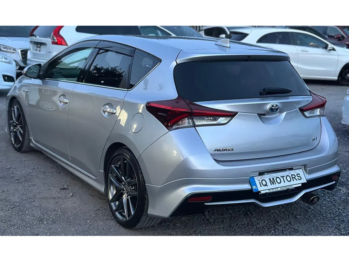Toyota Auris 1.8 Automatic petrol hybrid (8685) - Image 4