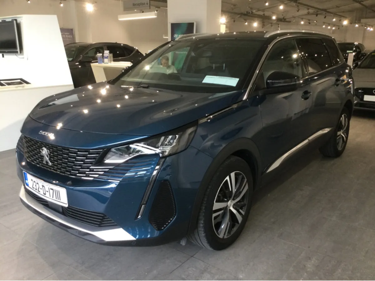 Peugeot 5008 FL ALLURE 1.5 DIESEL AUTOMATIC - 7 Se - Image 3
