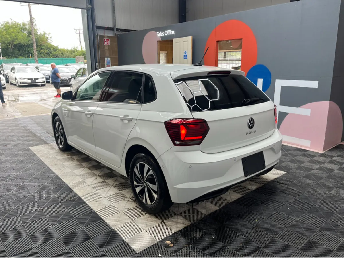Volkswagen Polo 1.0 TSI COMFORT LINE / 49k KMs / R - Image 4