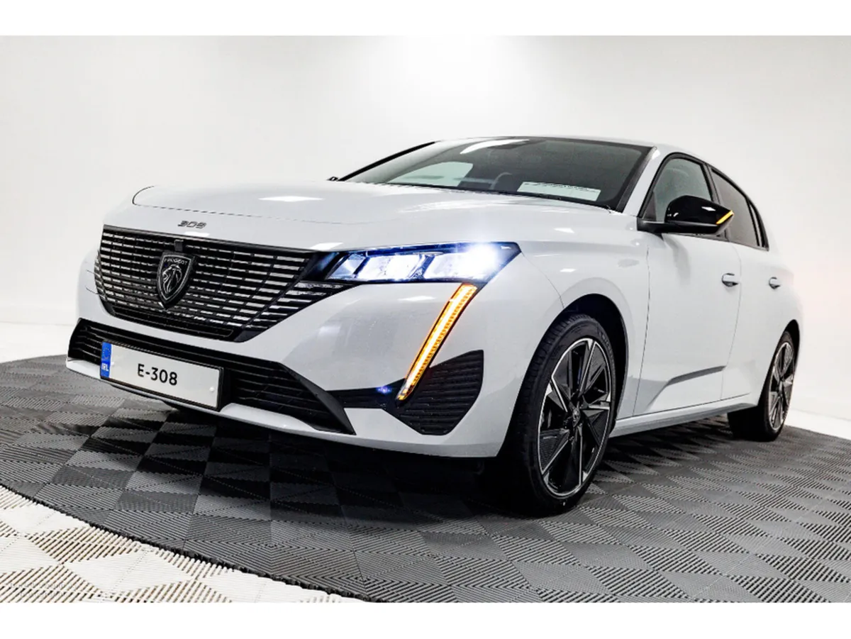 Peugeot 308 E-Allure 54kWh Auto 155HP includes Pro - Image 2