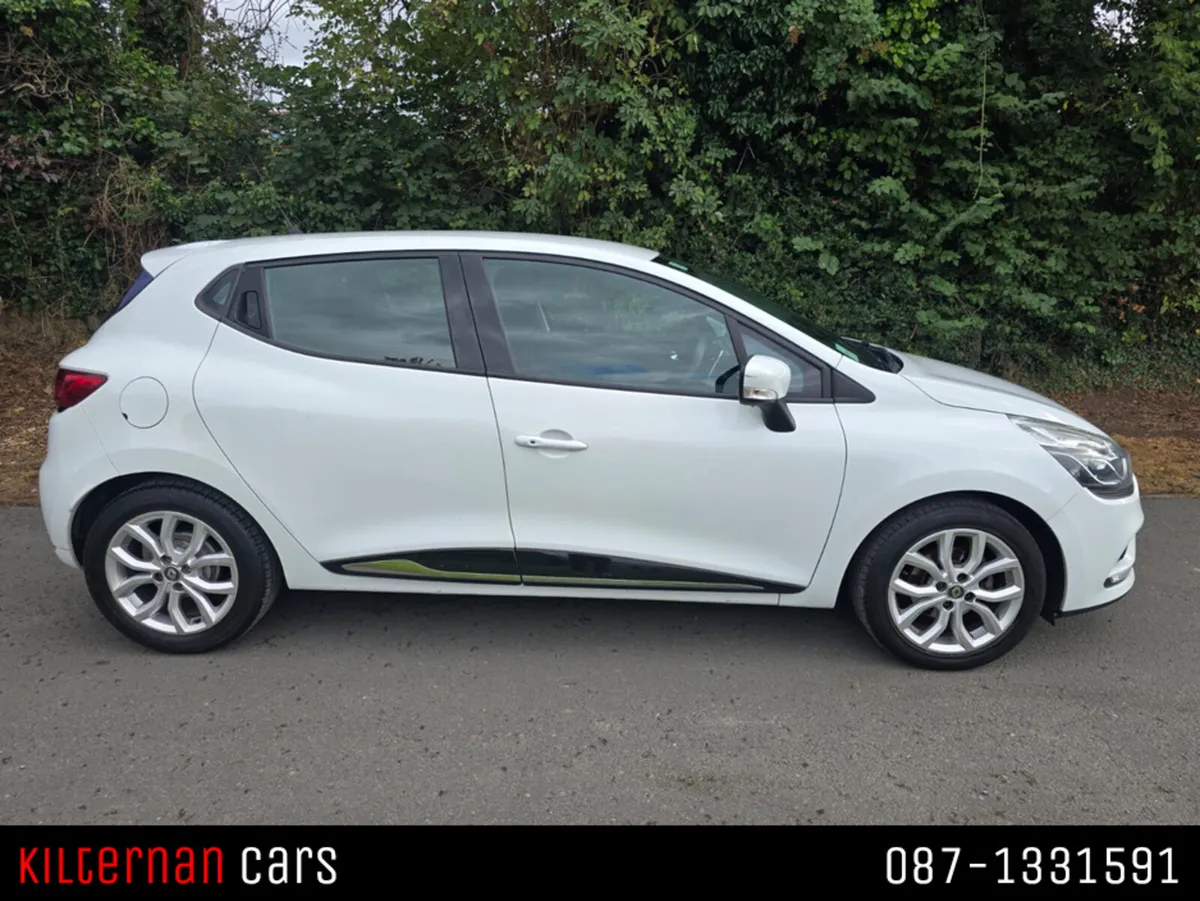 Renault Clio 1.2 Dynamique Nav 5dr - Image 3