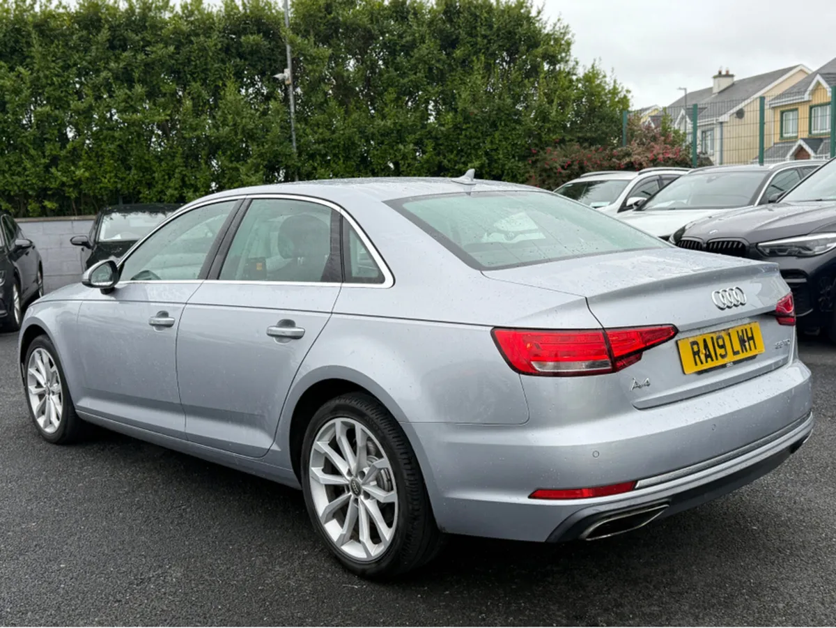 Audi A4 SPORT 35 TDI S-A - Image 4