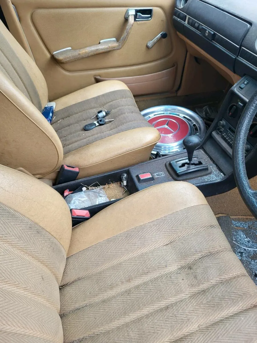 Mercedes w123 - Image 3