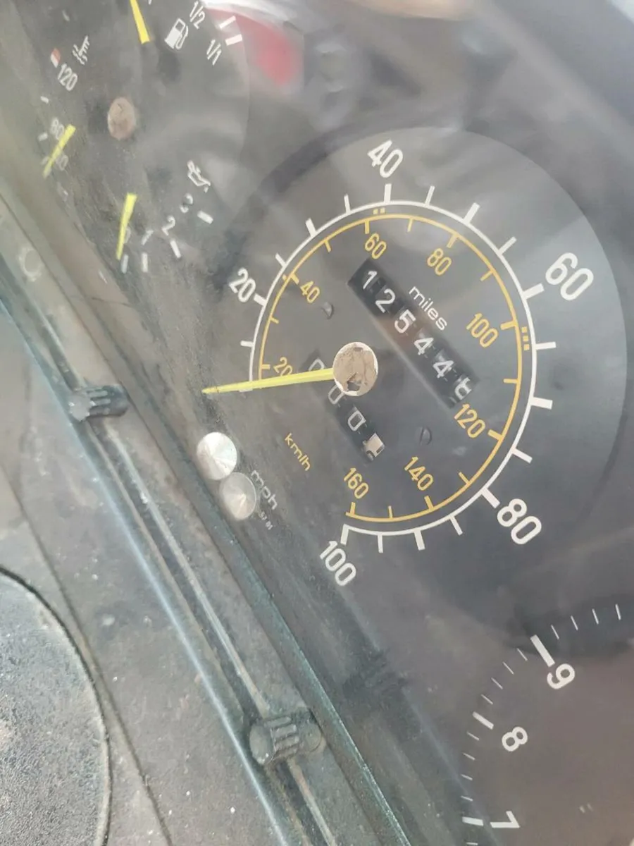 Mercedes w123 - Image 4