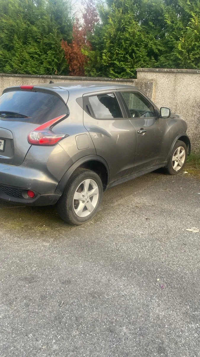 171 JUKE NISSAN - Image 1