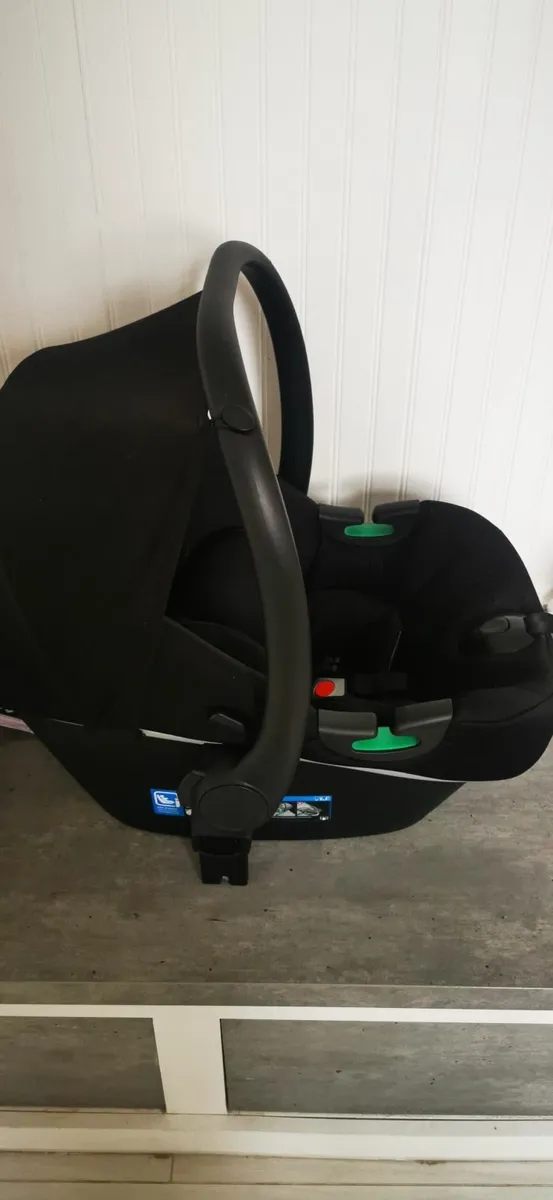 Car seat - Image 2